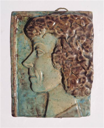 Ignaz Gabloner (Bozen Bolzano 1887 – 1964) Testa di donna;Ceramica smaltata,...