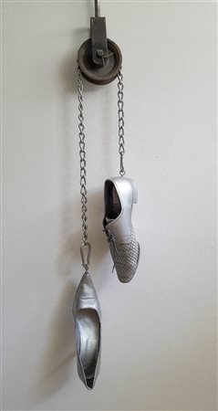 Julia Bornefeld (* Kiel 1963) Senza titolo, 2009;Installazione con materiali...