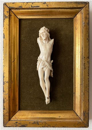 Scuola italiana/Italienische Schule Scultura in avorio raffigurante Cristo,...
