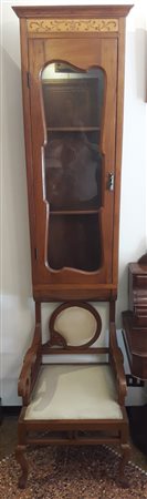 COPPIA DI VETRINE COLONIALI