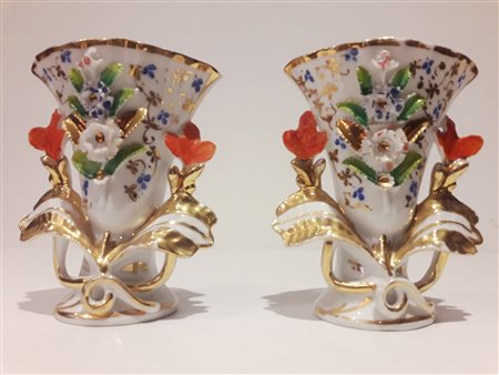 COPPIA DI PORTAFIORI