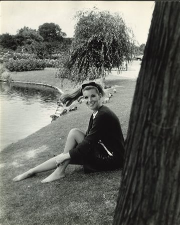 Pierluigi Praturlon (1924-1999)  - Susan Hampshire, anni 1960