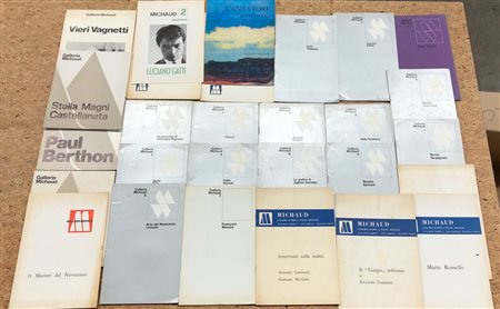 GALLERIA MICHAUD, FIRENZE - Interessante lotto di 28 tra cataloghi e pieghevoli editi dalla Galleria