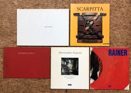 AUTORI VARI (BOETTI, SCARPITTA, RAINER, HARTUNG E PAPETTI) - Lotto unico di 5 cataloghi