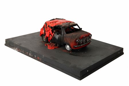 BERNARD AUBERTIN Senza titolo 2010 Modellino bruciato e acrilico su base in...