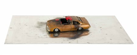 BERNARD AUBERTIN Senza titolo 2010 modellino bruciato e acrilico su base in...