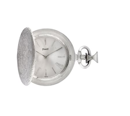 PIAGET
Orologio da tasca in oro 18K, savonnette
Epoca prima metà secolo XX
Quad