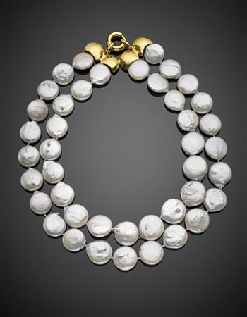 GIMOR
Collier a due fili di perle grigie lenticolari d'acqua dolce, chiusura in