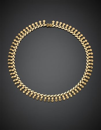 Collier modulare in oro giallo, g 39,50 circa, lungh. cm 42,50 circa. (lievi di