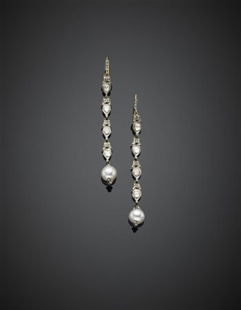 Orecchini pendenti in oro giallo 333/1000 e argento con diamanti a mezza rosetta 