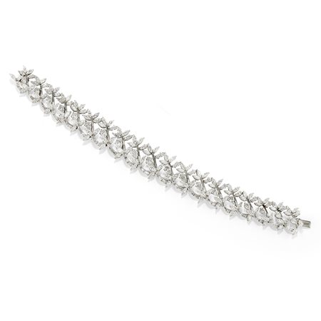 Bracciale in platino e diamanti taglio baguette