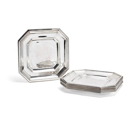 G. Keller Paris - Otto piatti in argento