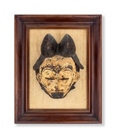 Maschera femminile Mukudji in legno pigmentato, Gabon