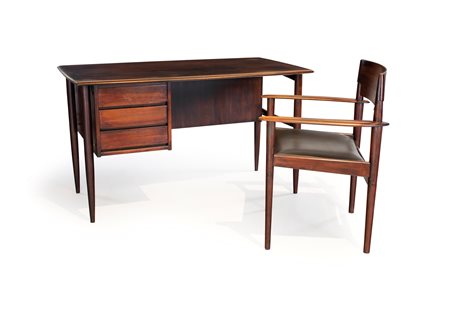 Scrivania con sedia