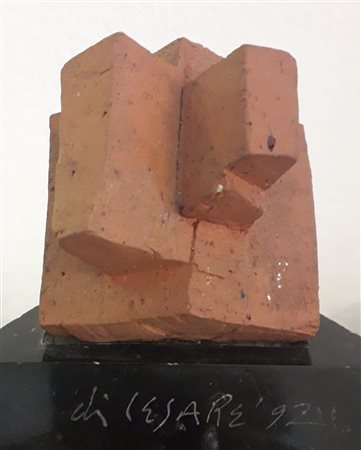 DI CESARE MIMMO Palermo (Pa) 1938 Senza titolo Scultura in terracotta con...