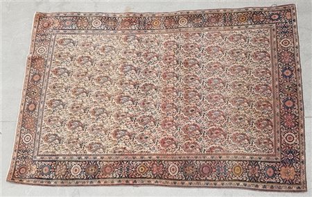 Tappeto Ferahkhan, Persia, inizio secolo XX.
Decoro a file di botè policromi su