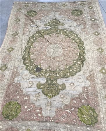 Arazzo in raso di seta e fili in metallo argentato