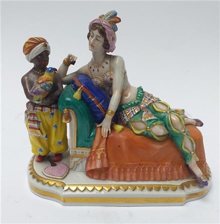 Manifattura della fine del secolo XIX "Il servitore e l'odalisca" gruppo in por