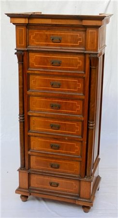 Cassettiera a otto cassetti filettati con montanti a colonna tornita, con capit