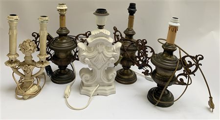 Lotto composto da cinque lampade di epoche e fatture diverse (gravi difetti)
