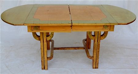 Tavolo quadrato allungabile con struttura in legno laccato, dipinto e dorato, g