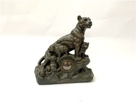 ANONIMO. Orologio da appoggio raffigurante scultura a tuttotondo (da modello de