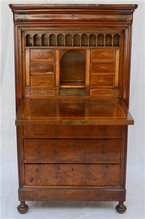 Secretaire lastronato e filettato con fronte a quattro cassetti e anta ribaltab