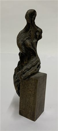 Ignoto scultura in bronzo raffigurante figura
h cm 23