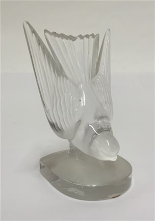 Lalique "Passerotto"
Scultura in vetro trasparente incolore soffiato in stampo e