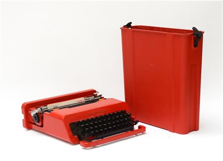 "Ettore Sottsass
 Macchina da scrivere modello "Valentine ". Produzione Olivett