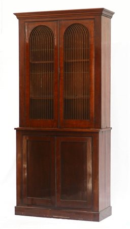 Mobile a due corpi in mogano, parte superiore a due ante a giorno e due ante pa