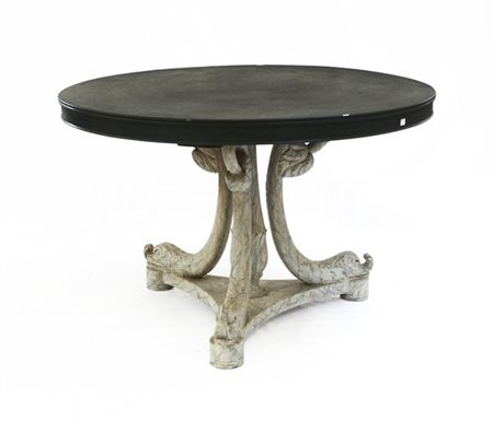 Tavolo tondo con piano laccato grigio poggiante su colonna centrale decorata a