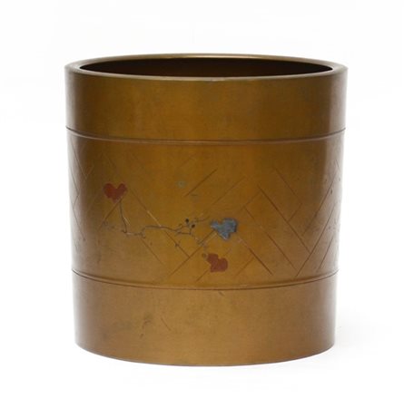 Cestino in bronzo con applicazioni in smalto ed intarsi in metallo, reca iscriz