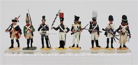 8 soldatini in piombo 8lead oldiers)