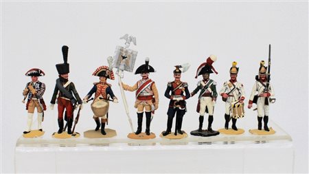 8 soldatini in piombo (lead soldiers)