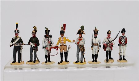 8 soldatini in piombo (lead soldiers)