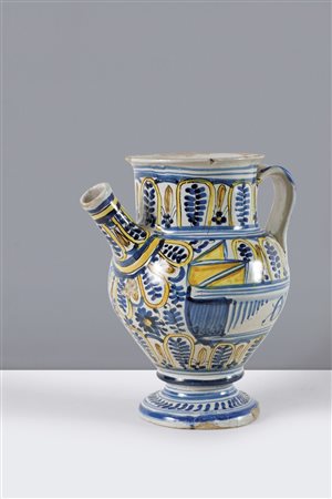 VASO DA FARMACIA - Versatoio in maiolica dipinta in policromia, Savona XVIII...