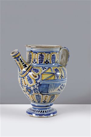 VASO DA FARMACIA - Versatoio in maiolica dipinta in policromia, Savona XVIII...