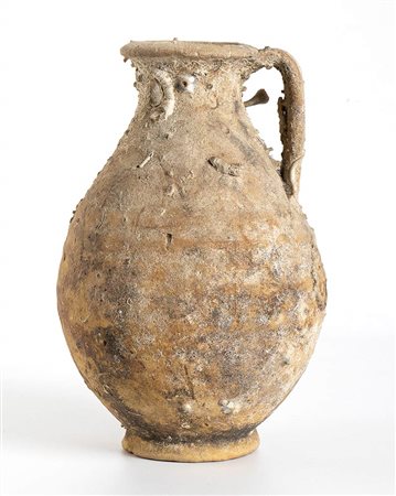 BROCCA MONOANSATA CON INCROSTAZIONI MARINE<br>I - II secolo d.C.