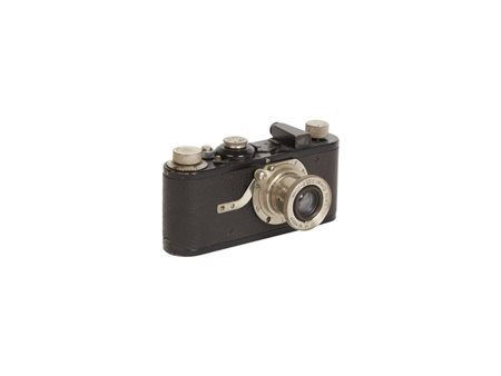 Leica I Mod. A Elmar 3.5/50 mm Lo storico primo modello di Leica, presentato...