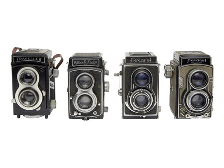 Lotto di quattro macchine fotografiche TLR 1. Traveller, TLR di plastica...