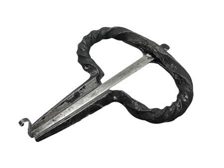 Maranzano, strumento musicale. Produzione artigianale siciliana, battuti alla...