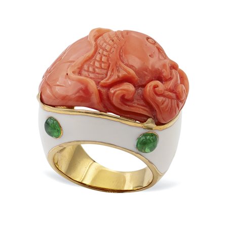 Anello in oro giallo 18kt e coralloanni 70/80peso 23,4 gr.scolpito a foggia...