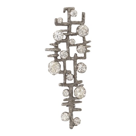 Sforza, spilla sculturaanni 70/80peso 14,6 gr.in oro bianco 18kt e diamanti...