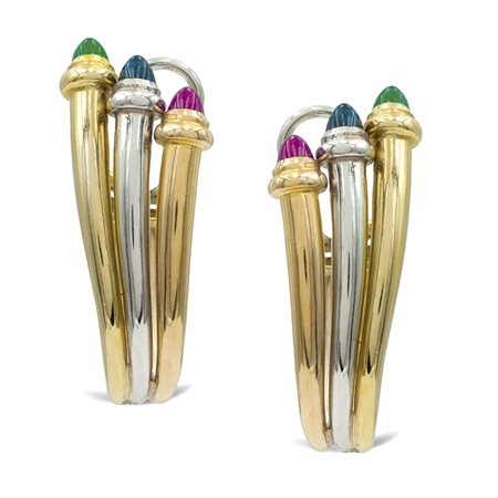 Orecchini in oro a tre colori 18ktpeso 18 gr.impreziositi da zaffiri, rubini...
