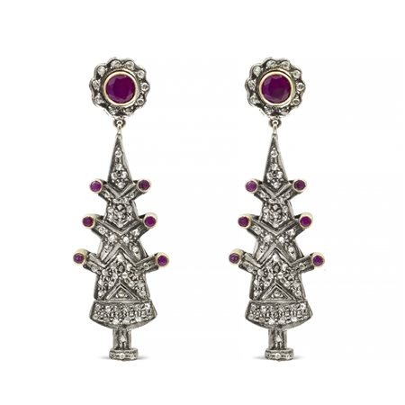 Orecchini pendenti in argento e oro rosapeso 11,5 gr.impreziositi da rose di...