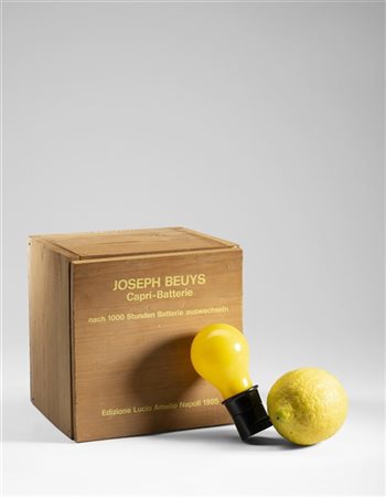 Joseph Beuys "Capri-Batterie" 1985
lampadina, presa elettrica e limone (in scato