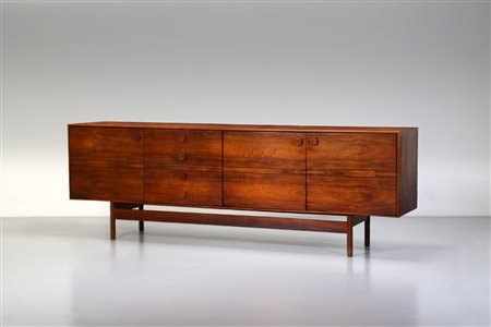 IB KOFOD-LARSEN  - Credenza produzione Faarup Møbelfabrik, anni '60.