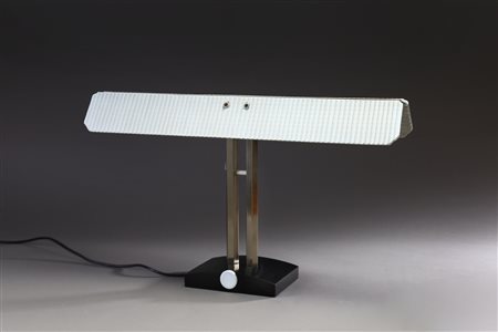 SCARPA TOBIA (n. 1935) - Lampada da tavolo modello Capalonga, produzione Flos, 1982.