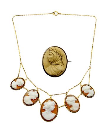 LOTTO DI DUE GIOIELLI